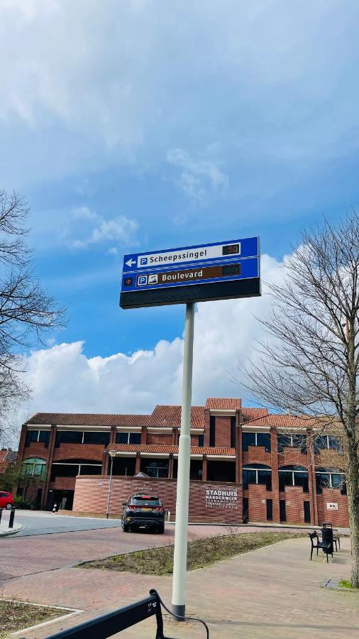 Hotel Woonboot 4 Harderwijk Esterno foto