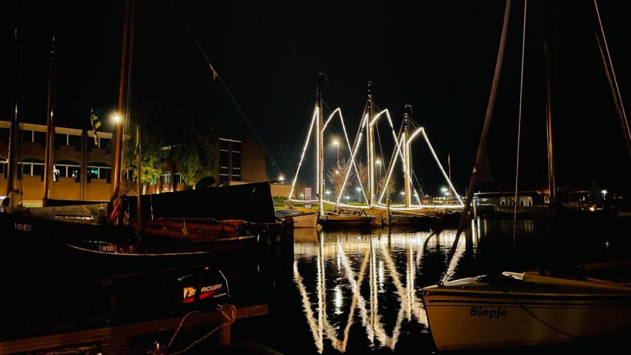 Hotel Woonboot 4 Harderwijk Esterno foto