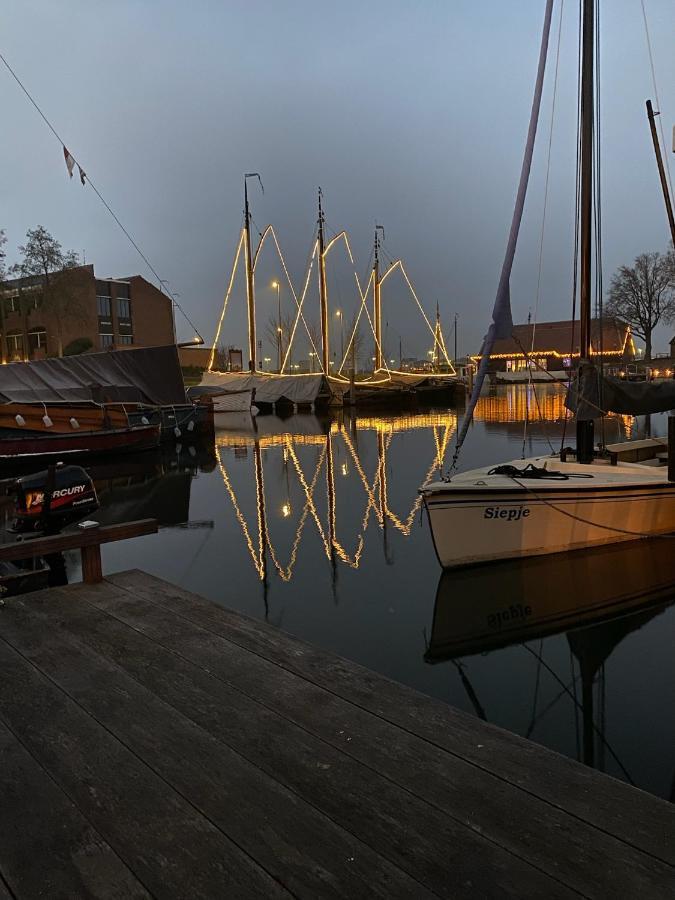Hotel Woonboot 4 Harderwijk Esterno foto