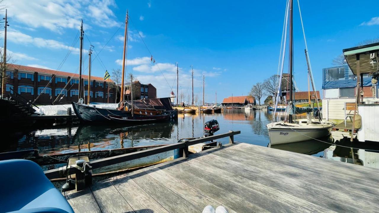 Hotel Woonboot 4 Harderwijk Esterno foto