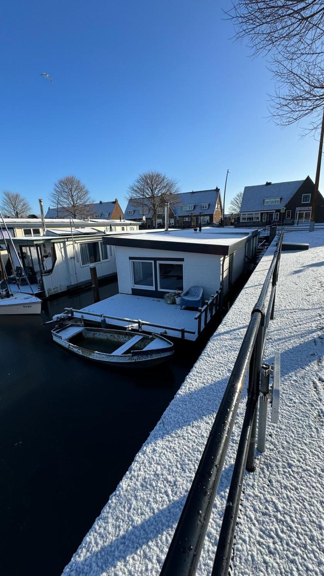Hotel Woonboot 4 Harderwijk Esterno foto